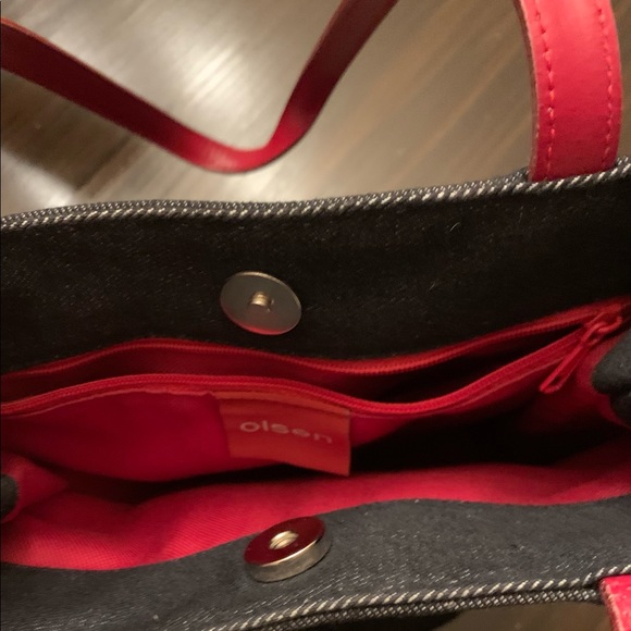 Olsens Purses - Picture 5 of 5